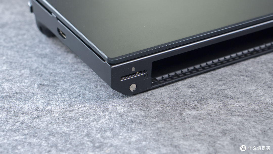 是PC的另一种形态，还是掌机的终点？GPD WIN Max3实测！