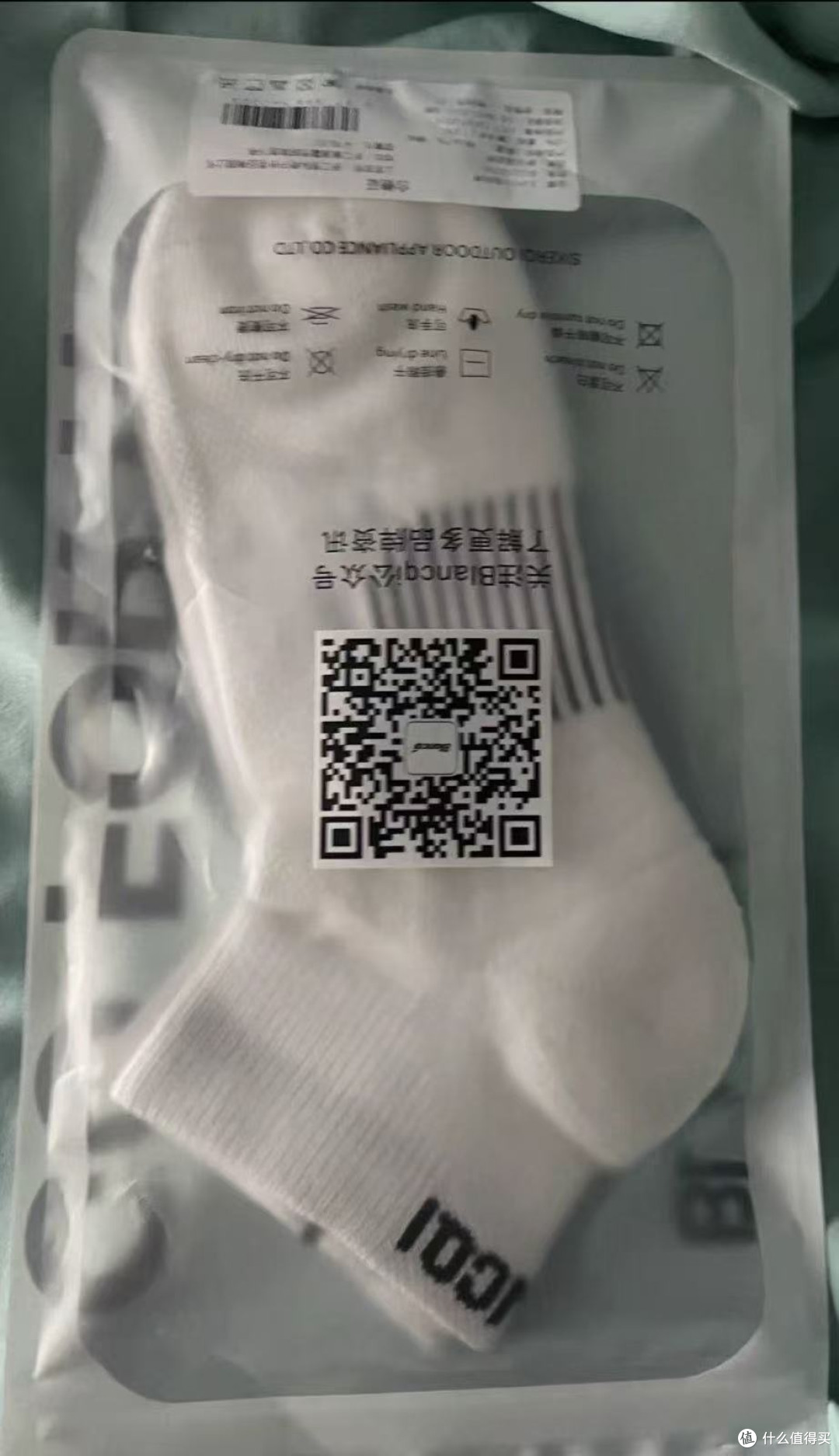 体测防滑只是基本,透气吸汗才是全天候舒适的关键