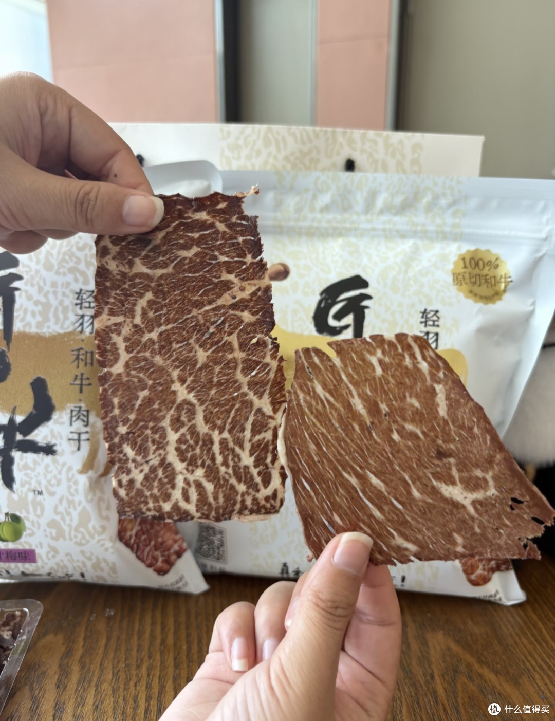 牛肉干哪个好吃？厚切耐嚼和轻薄酥脆，选对口感更重要