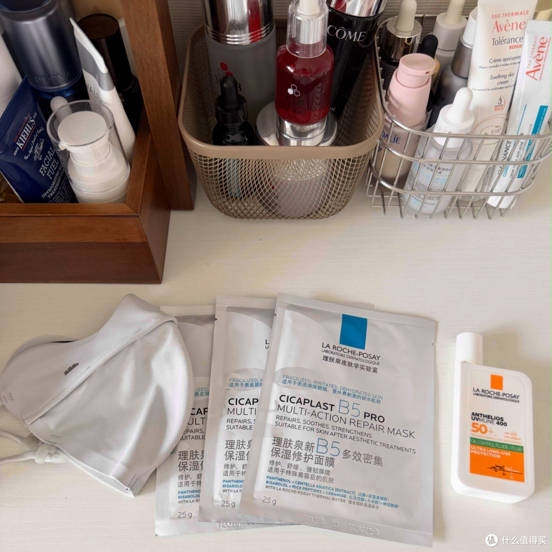 军训七天晒成这样，一周就白回来了