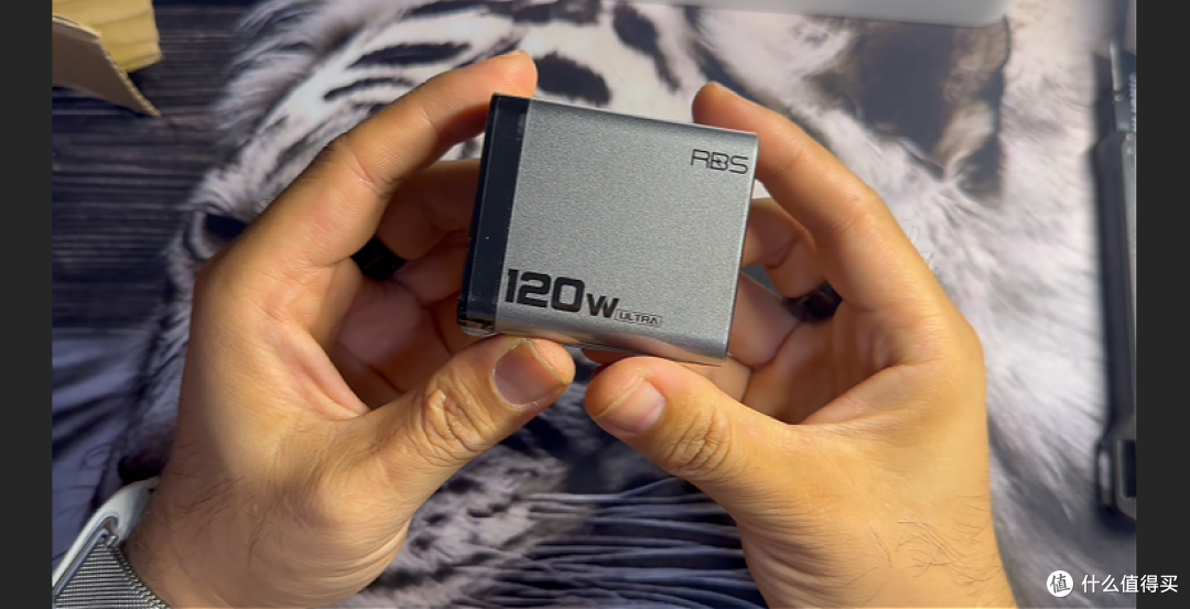 【探长实测】纸面 120W 实则 65W?睿步仕充电器全维度实测