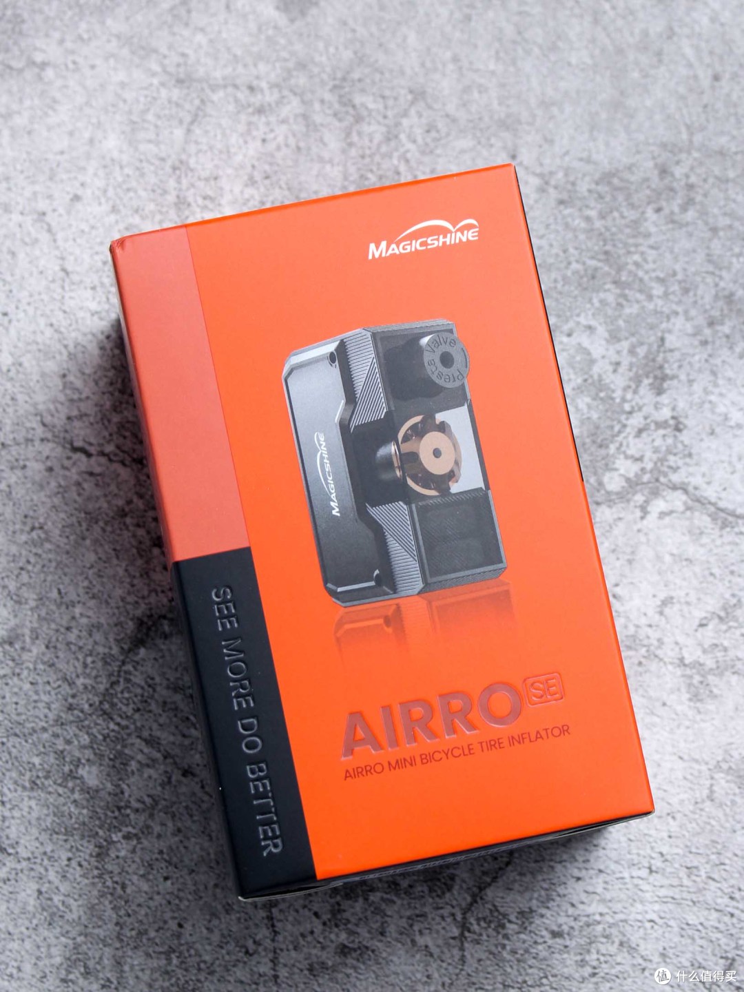 迈极炫AIRRO SE：口袋里的电动打气神器