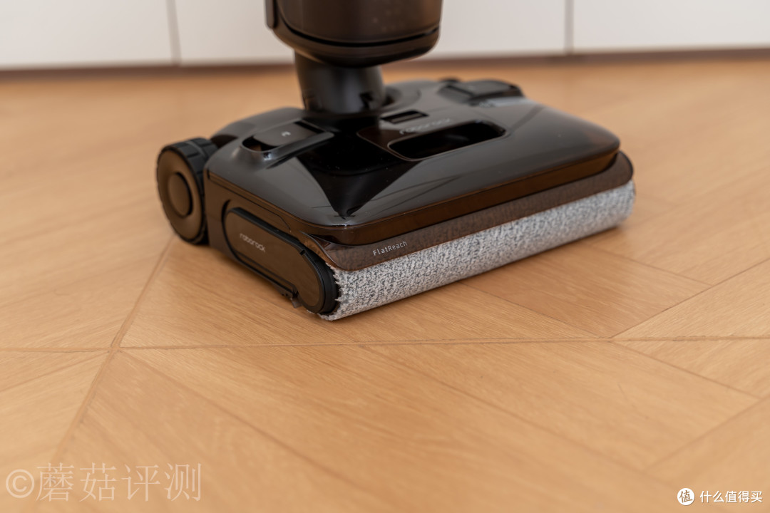 核心硬件优化再升级,性能拉满污渍轻松净,石头A30 Pro 3.0洗地机 深度体验评测