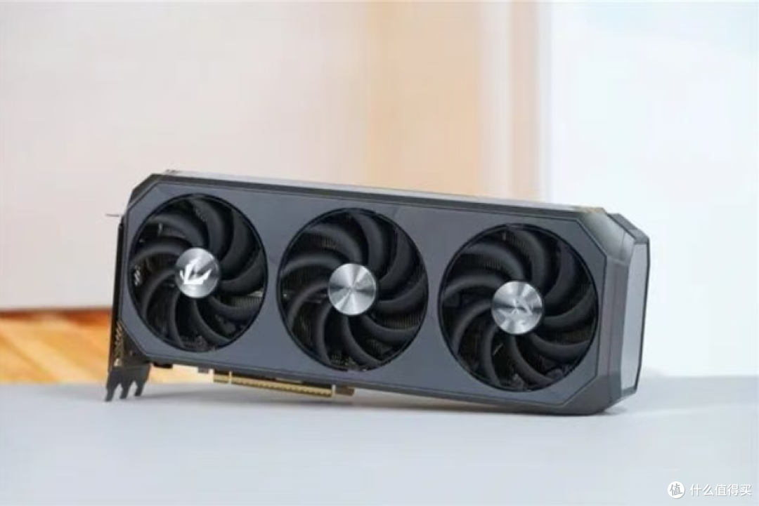 黄仁勋大发慈悲！RTX 5090仅1.35万元：市场价已超3.35万元