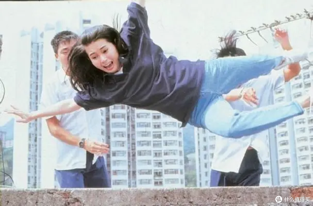 值有剧透｜《大时代》豆瓣 9.3 的港剧第一神剧，主角一家最后死得只剩他一个