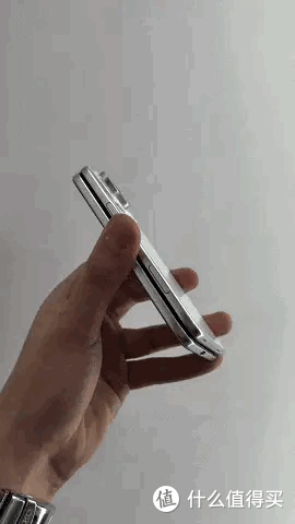 不叫Ultra叫Duo？苹果首款折叠屏iPhone Duo发布，2000美元起售！