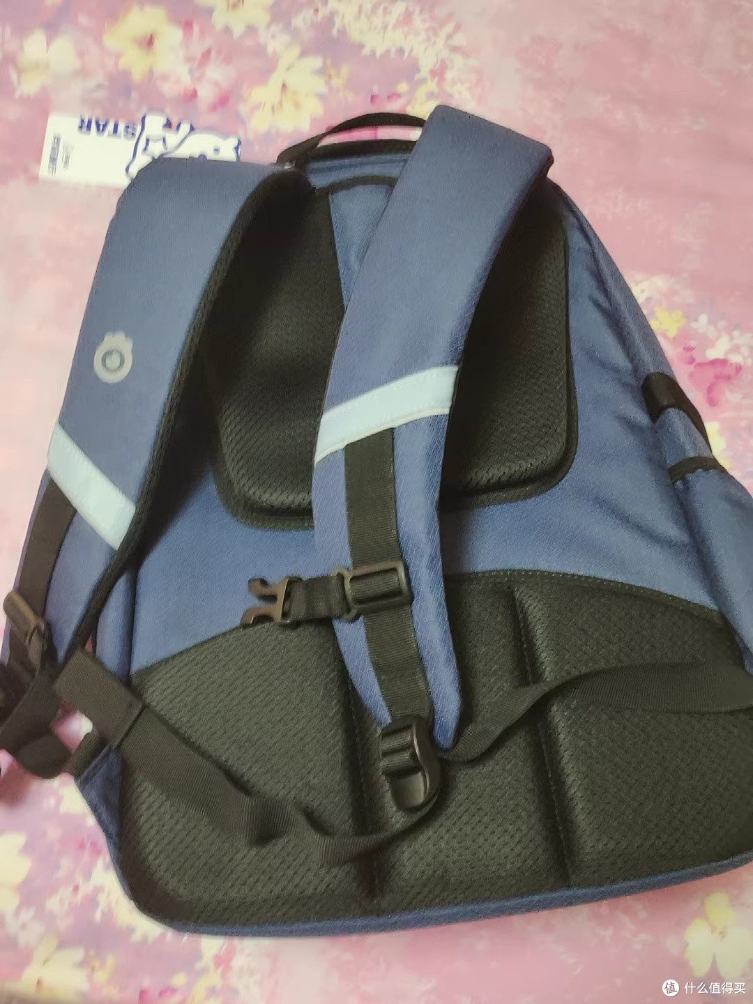 未来星U型护脊书包,孩子放学说背得轻不喊累