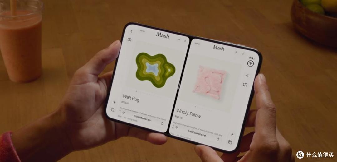 折叠屏的“苹果时刻”:迟到的,未必是落后的