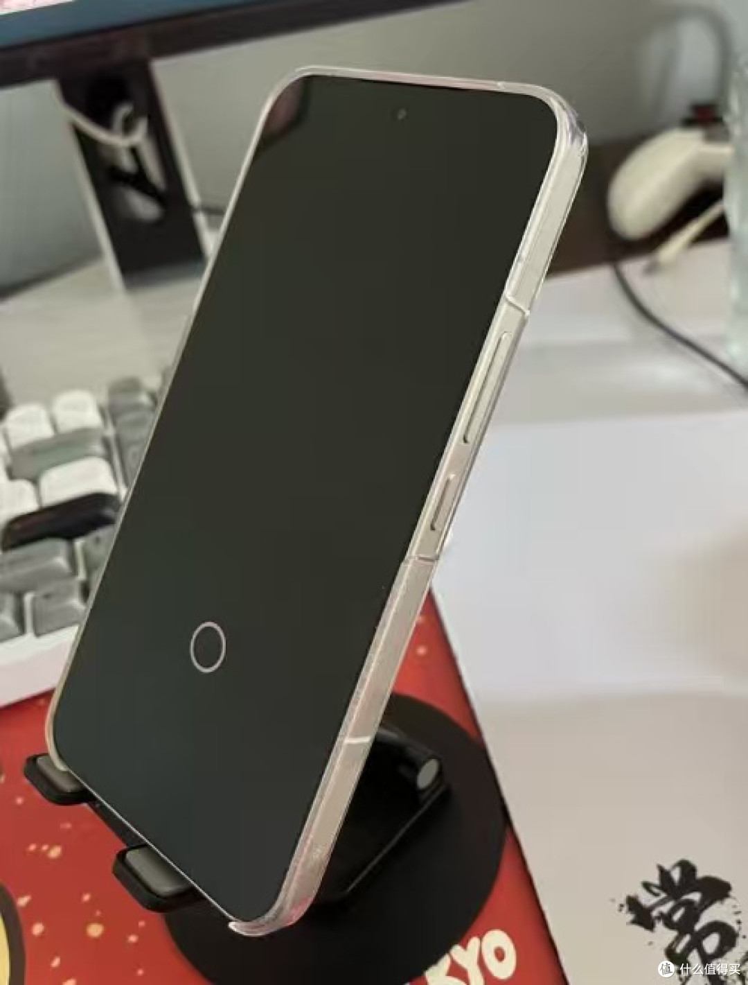 REDMI K90 Max 内置风扇只热不烫,长续航+快充更适合重度日用