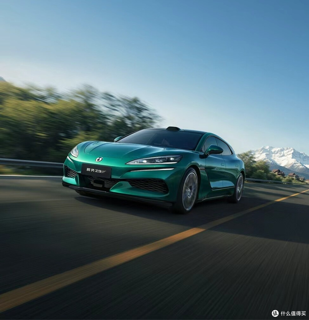 腾势Z9GT新增32.98万三电机版:便宜4万、续航还多40km,36.98万性能版被逼成了选装题