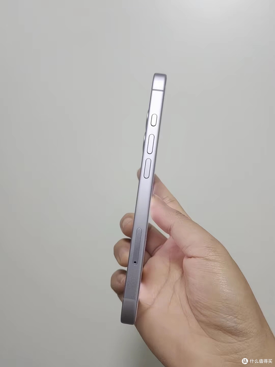 iPhone 17标准版用了半年，这几点让我最意外