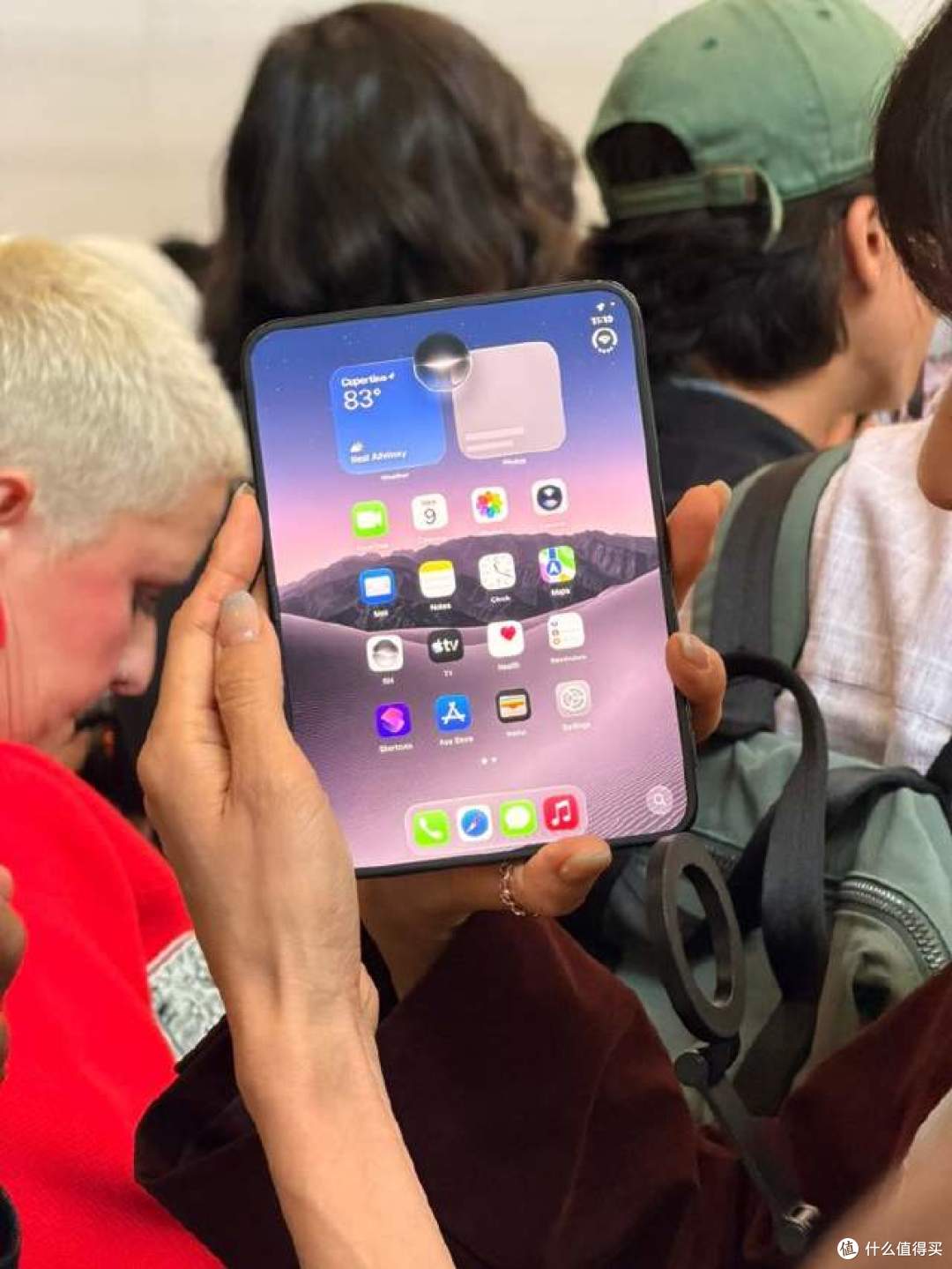 iPhoneDuo用上屏下摄像头,三星早就放弃,苹果到底想干什么?