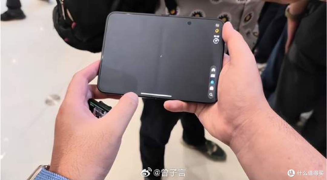 iPhoneDuo用上屏下摄像头,三星早就放弃,苹果到底想干什么?
