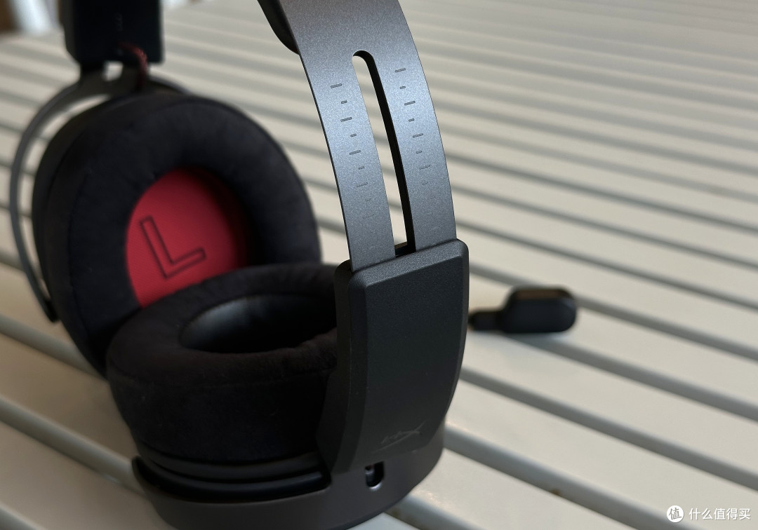 开阔声场与强劲低音双兼顾 HyperX阿尔法Air游戏耳机首发评测