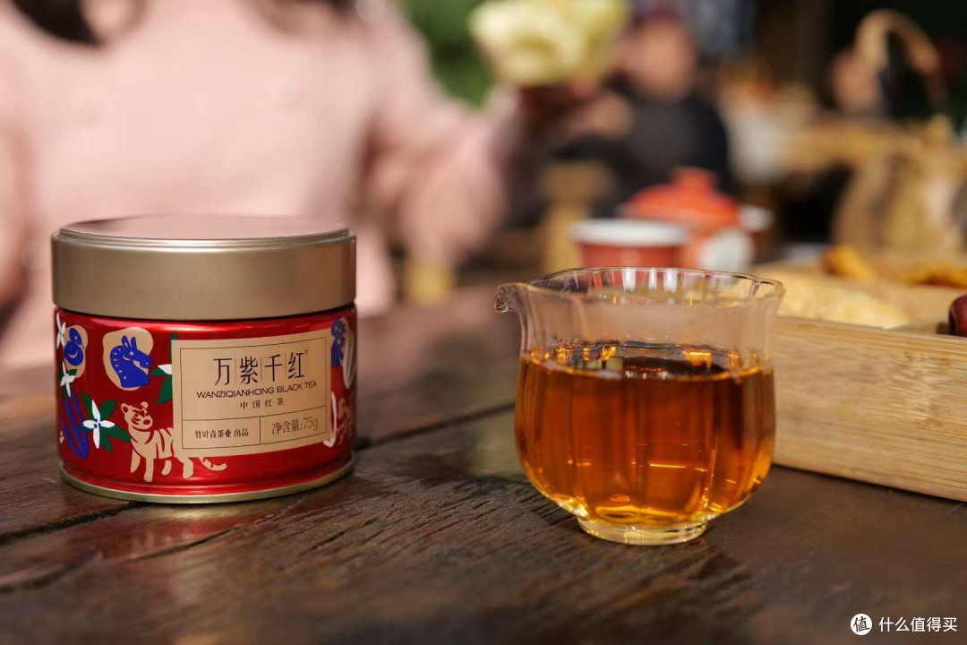高颜值茶叶礼盒推荐:万紫千红小红罐,让心意落在每一个相处瞬间