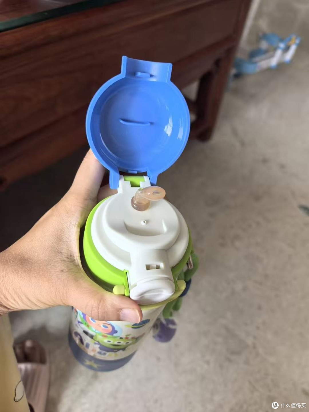 一杯三饮太方便吸管直饮倒水都满足