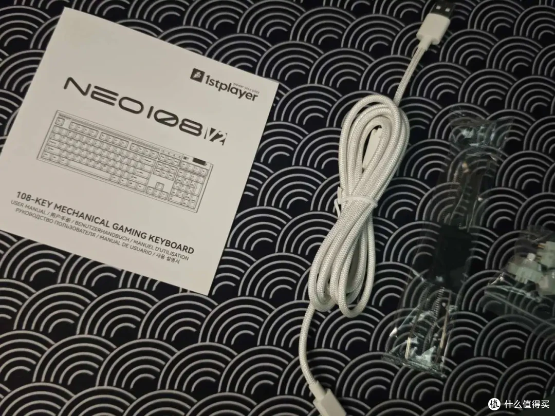 108配列还支持8K！这不得干完活直接开一把！--首席玩家NEO108V2