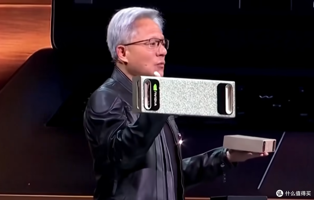 如果用20万一张的H200显卡打游戏会怎么样？