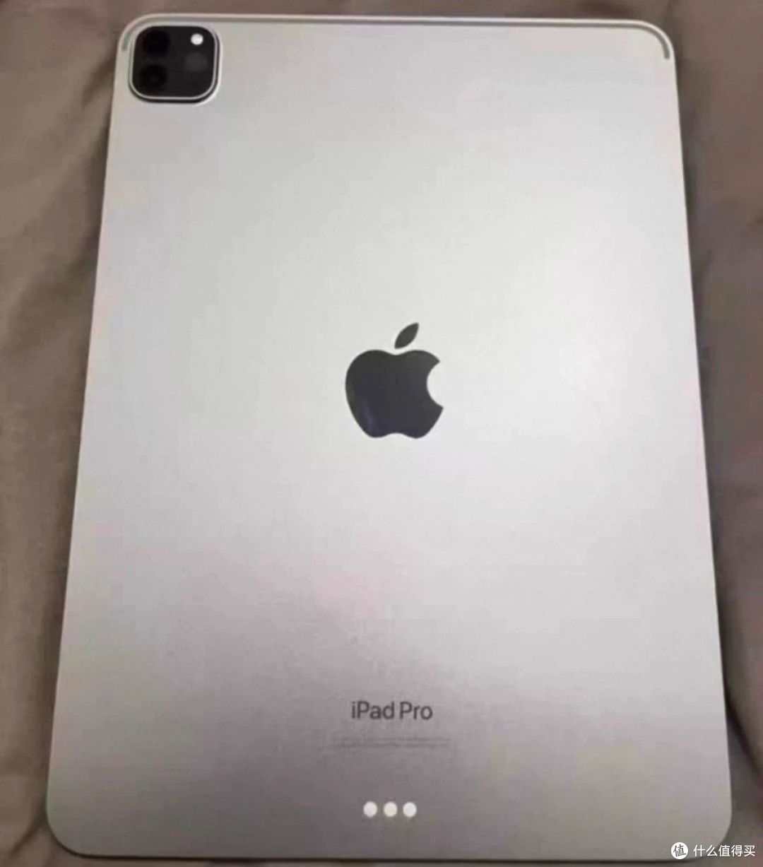 950元2025款iPad Pro 12.9寸 512g插卡版套:馅饼还是鱼饵
