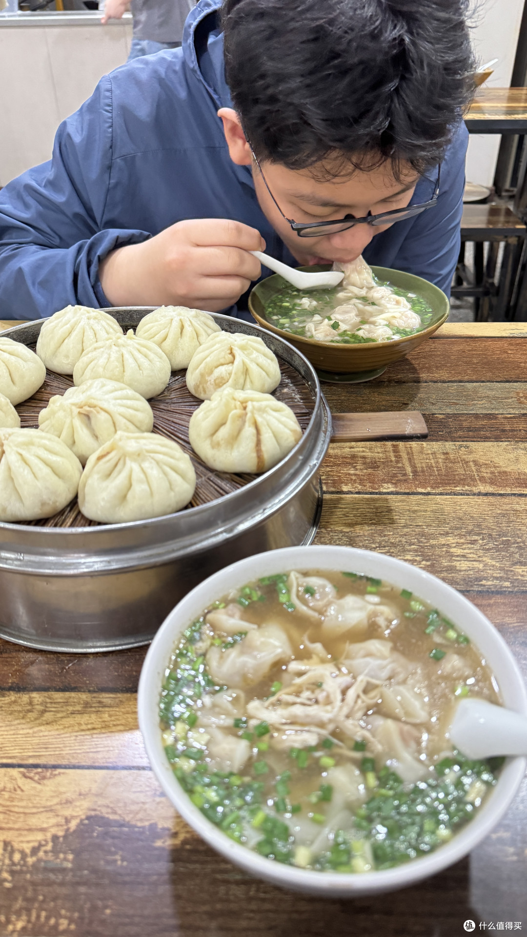 点馄饨先问胡椒放多少！老城这家云吞老店，外地人都叫绝！