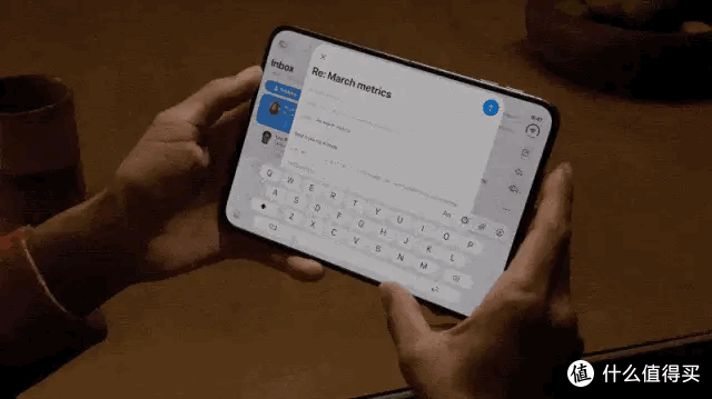 A20 Pro+钛金属铰链!iPhone Duo深度体验,iOS折叠生态强在哪?