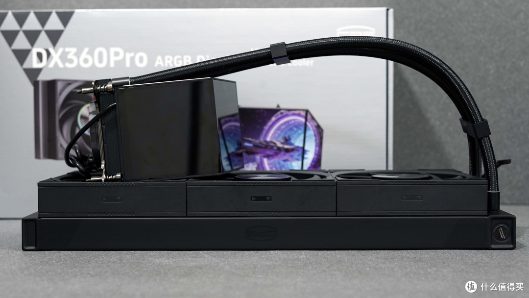 9800X3D散热首选：超频三双境DX360 Pro实测，双屏颜值性能双在线