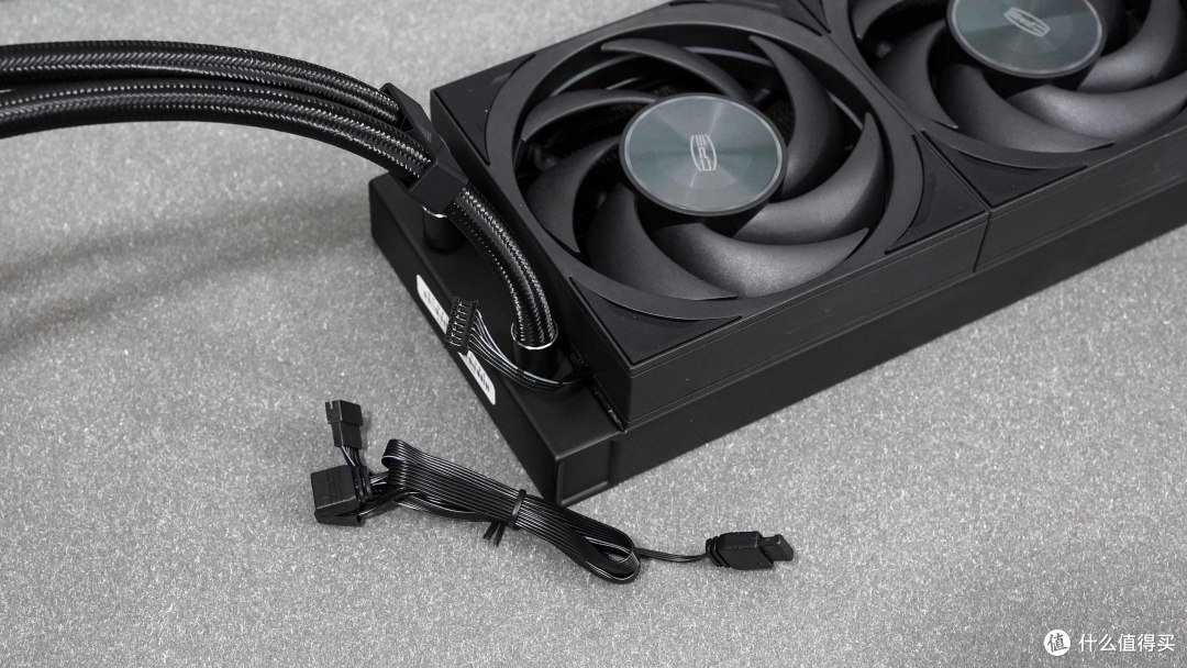 9800X3D散热首选：超频三双境DX360 Pro实测，双屏颜值性能双在线