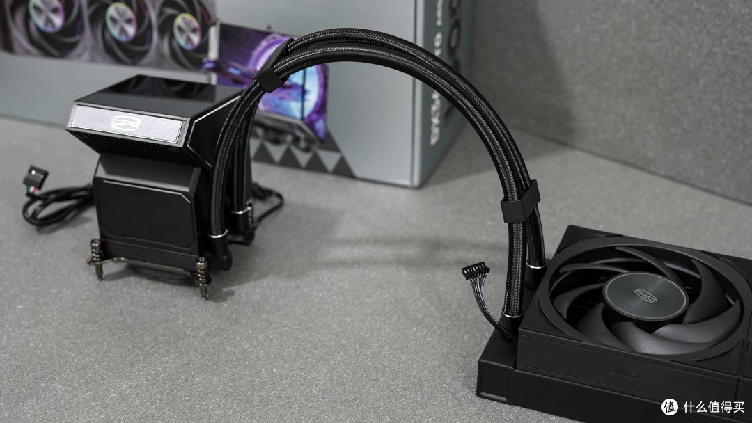 9800X3D散热首选：超频三双境DX360 Pro实测，双屏颜值性能双在线