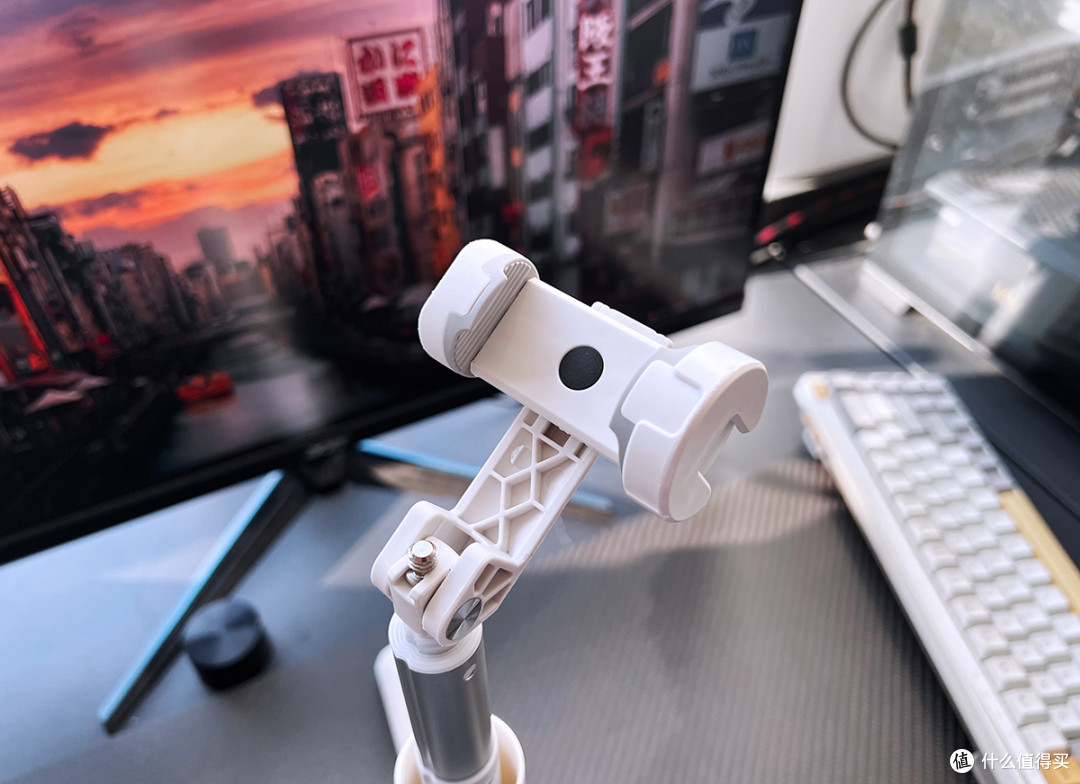 往地上一丢就自动站稳!实测凯唯斯丢丢杆,拍照党狂喜