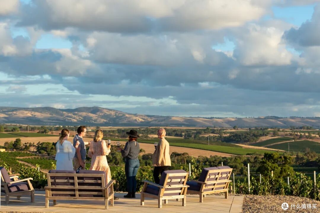 ● Two Hands Wines, Barossa, South Australia  📷 / © Tourism Australia / South Australian Tourism Commission