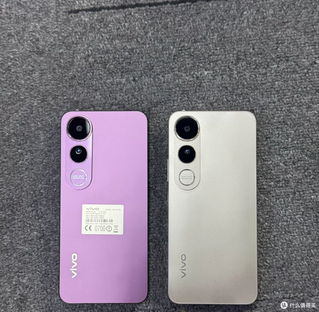 430元买2025 年 3 月vivo V50 Lite 5G国际版:12+512无锁大电池