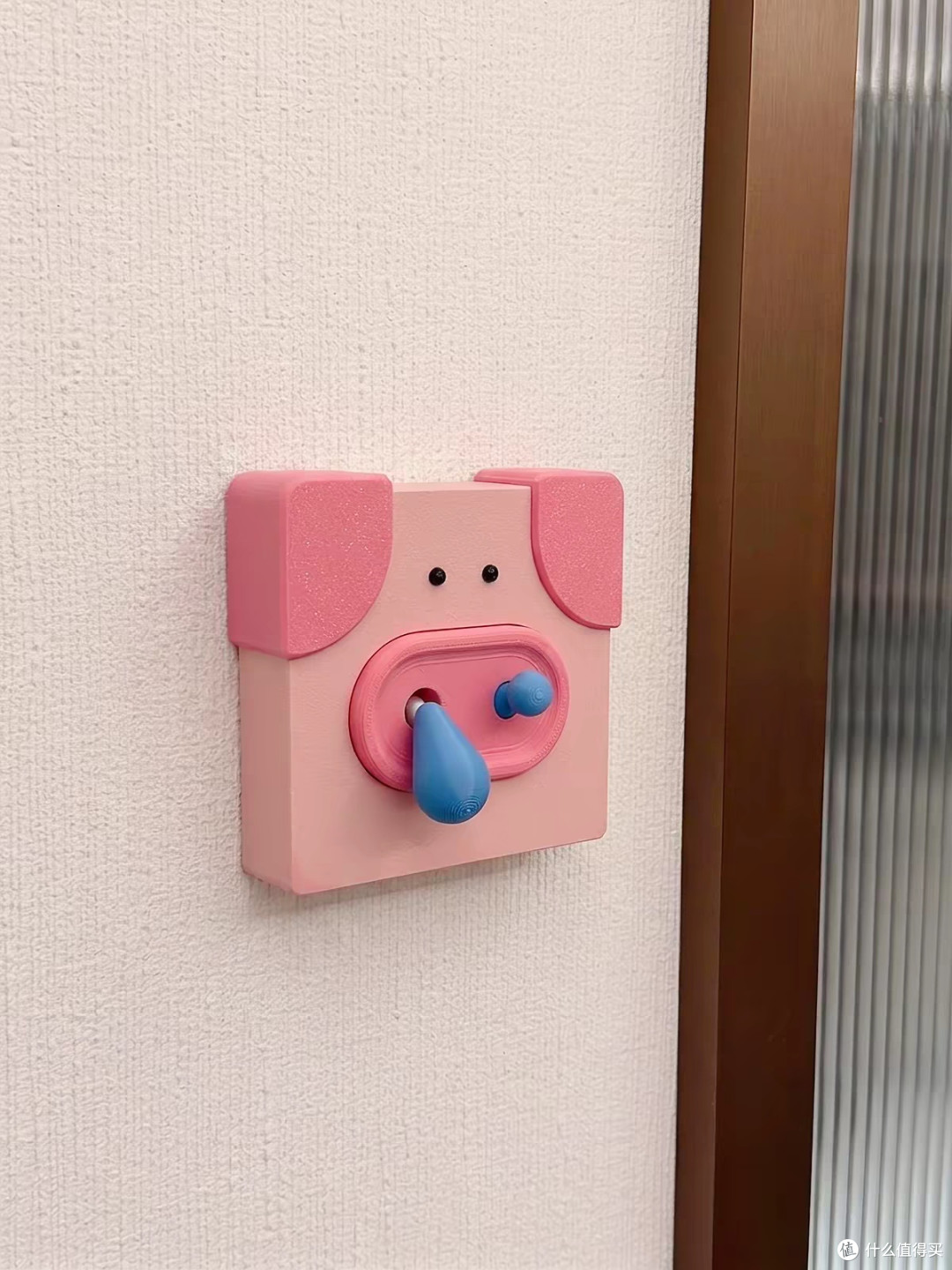 开关边框套遮盖墙面瑕疵