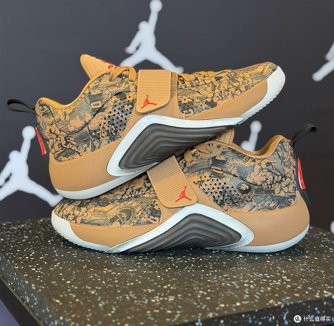 跟腱断裂后,他把伤疤刻在了鞋跟上—— Jordan Tatum 5 正式登场