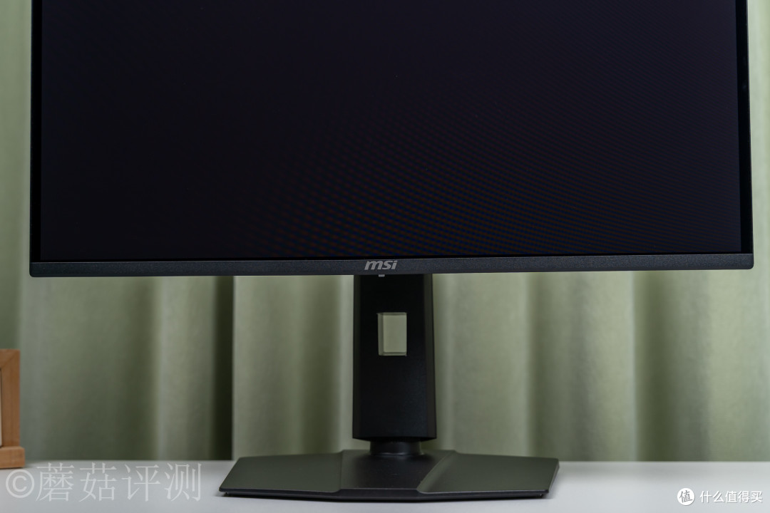 2000元内最强OLED电竞屏?微星MAG 274QP QD-OLED X24流光 评测