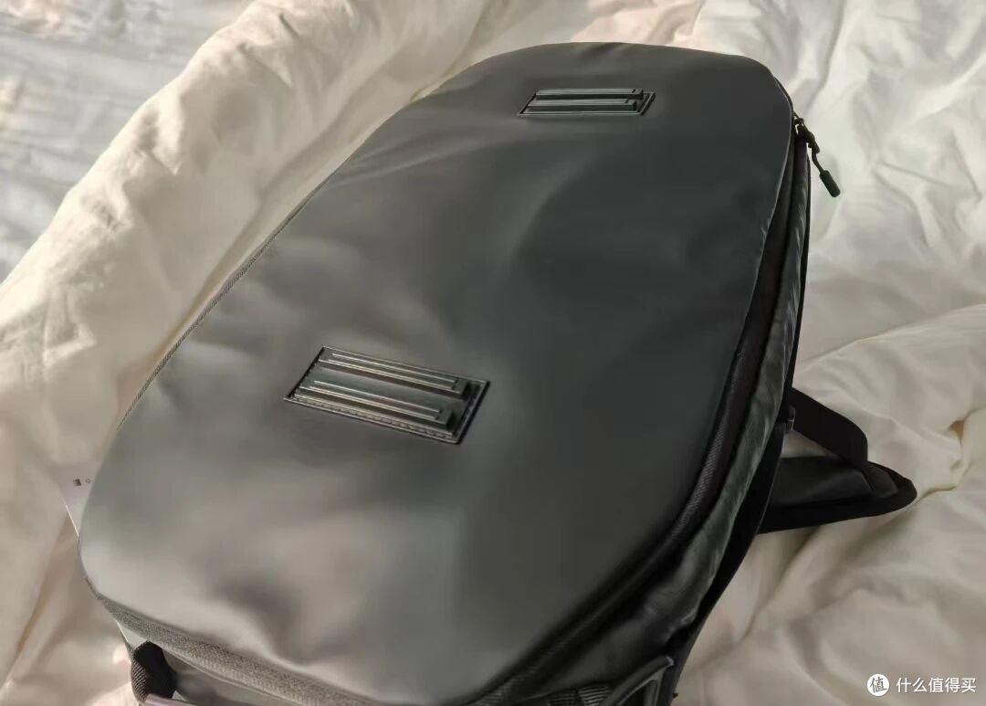 这么能装？光影行星盖世M1，健身通勤一包搞定！