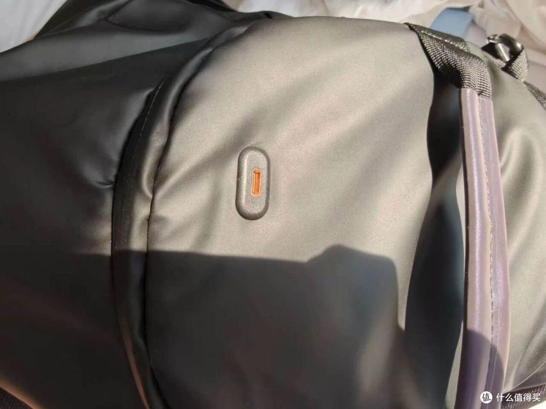 这么能装？光影行星盖世M1，健身通勤一包搞定！