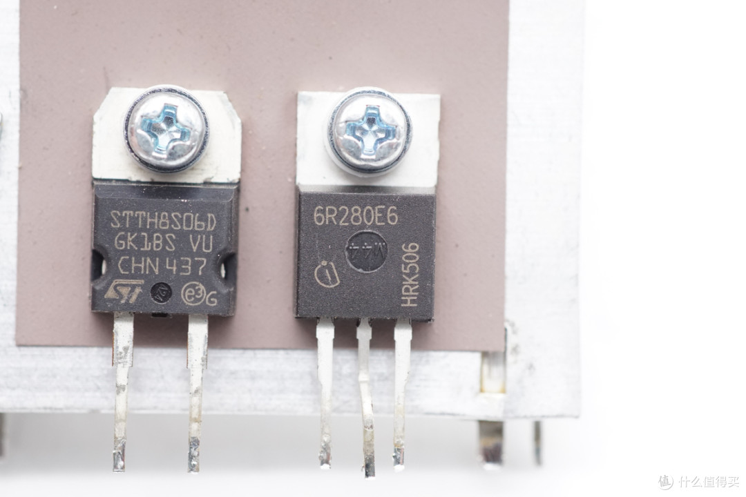 CCC安规认证加持，康舒280W ATX电源拆解