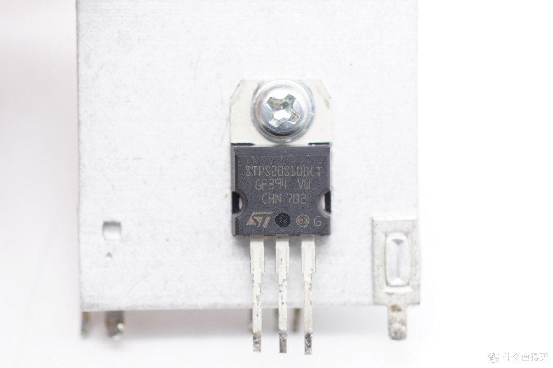 CCC安规认证加持，康舒280W ATX电源拆解