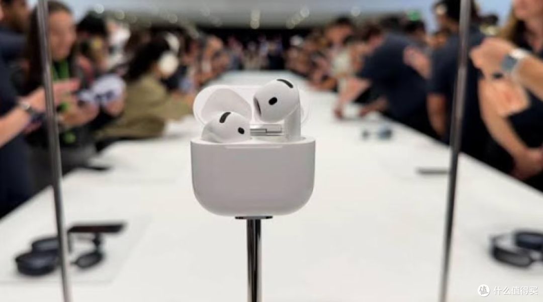 送AirTag还不够？苹果返校季送AirPods 5了