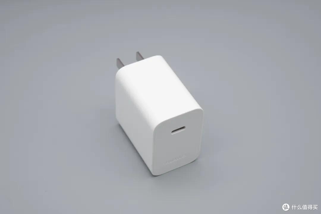 榫卯架构 + 灵盾防窥，华为 MateBook Pro S 评测