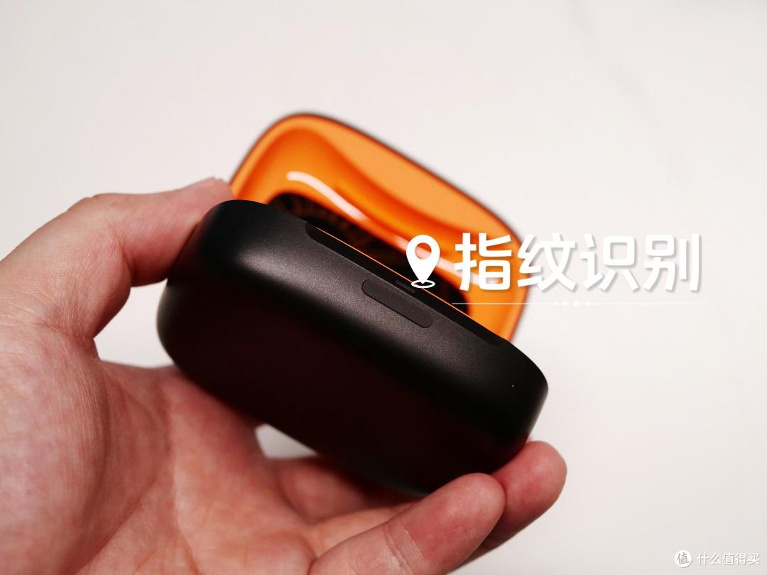 AI穿戴设备迎来新突破?联名三体,光帆耳机自带摄像头