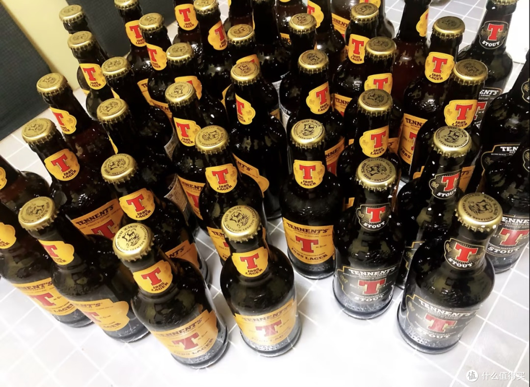 下班微醺喝什么？福佳白配 T 牌，这两瓶我喝了好几年