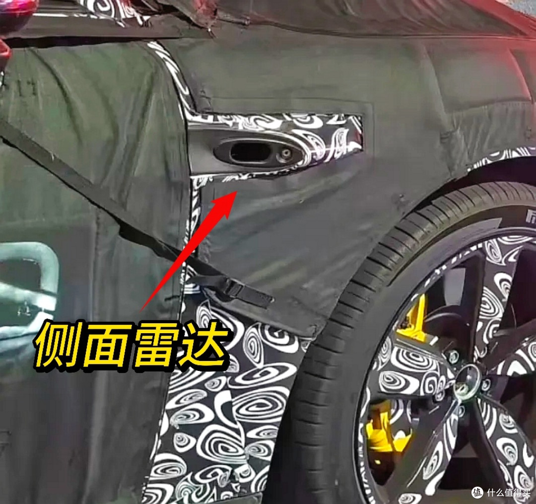 小米 SU7 L 又上街了,这次不是"拉皮"那么简单