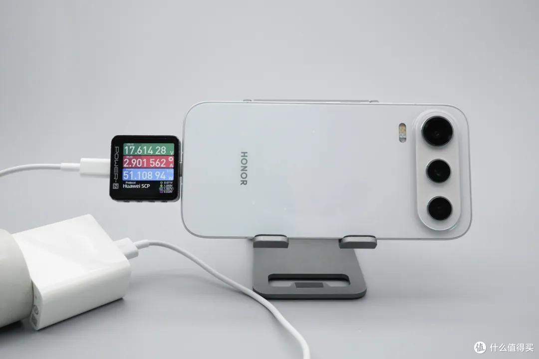 8000mAh大电池支持 80W 快充!荣耀600Pro充电评测