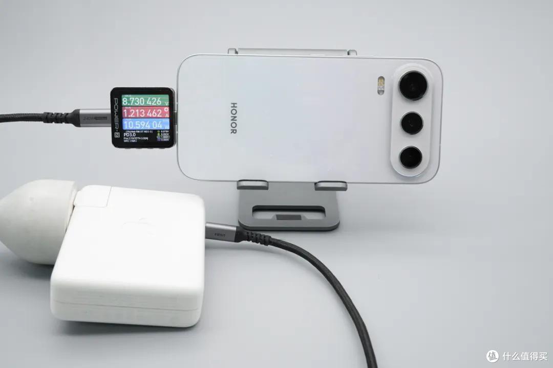 8000mAh大电池支持 80W 快充!荣耀600Pro充电评测
