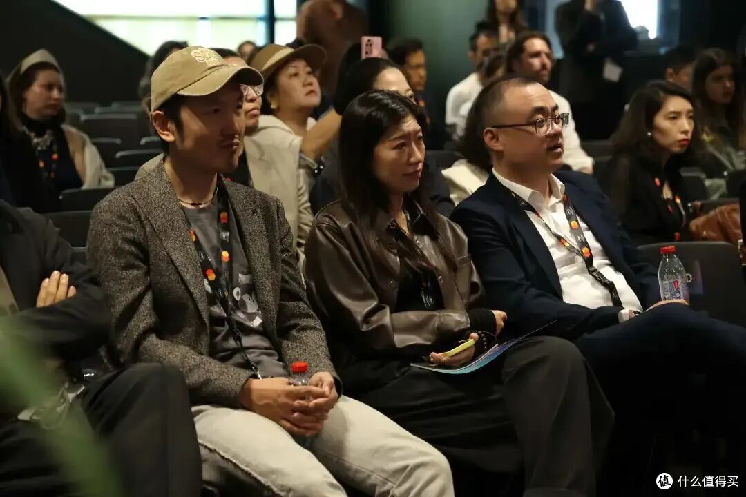 全球首个长内容AI流媒体「Glanze」，让一万个平行宇宙找到落点