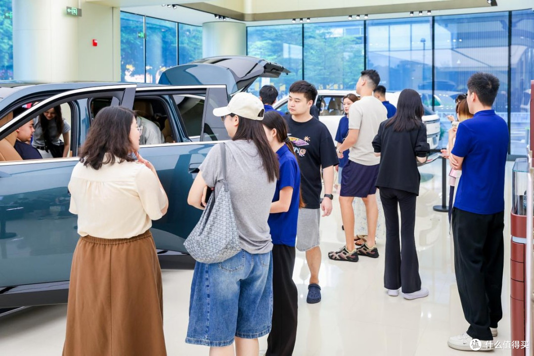 小米汽车门店一线调研:小米澎程N70/N90 谁在买 买哪个 纠结啥?