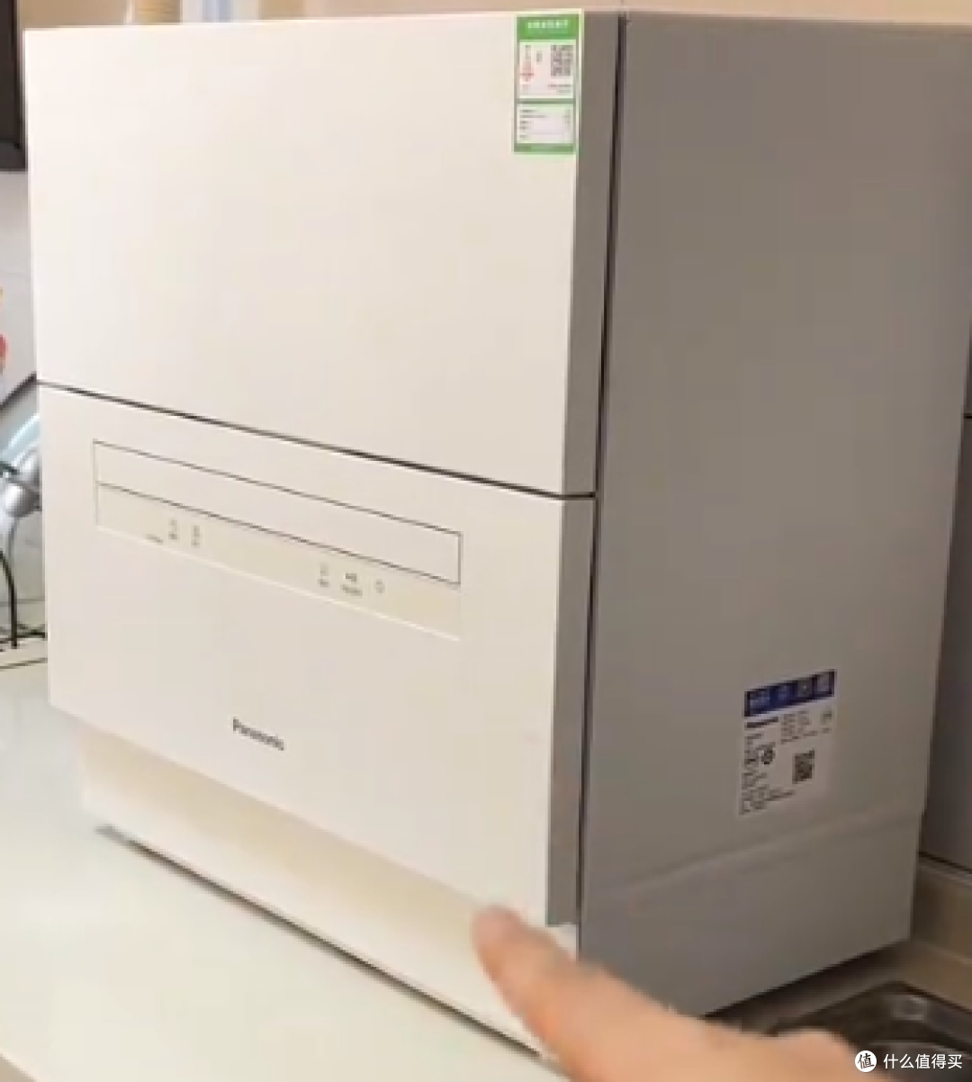 高端台式洗碗机怎么选？慧曼c2plus与松下h5d的参数配置解析