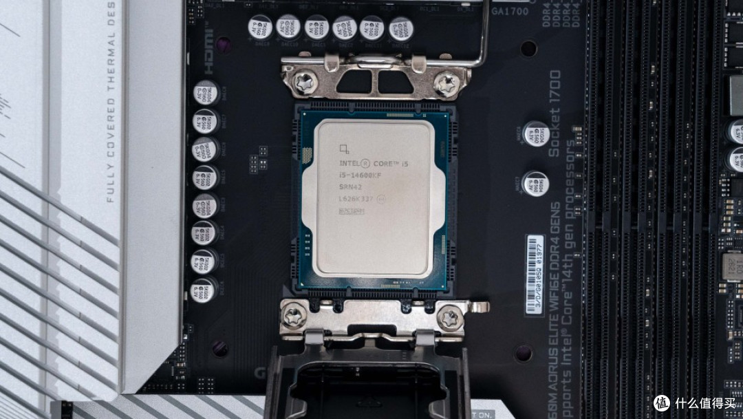 i5-14600KF + 技嘉 B760M 小雕 GEN5：选 DDR4 才是玩家真香之选