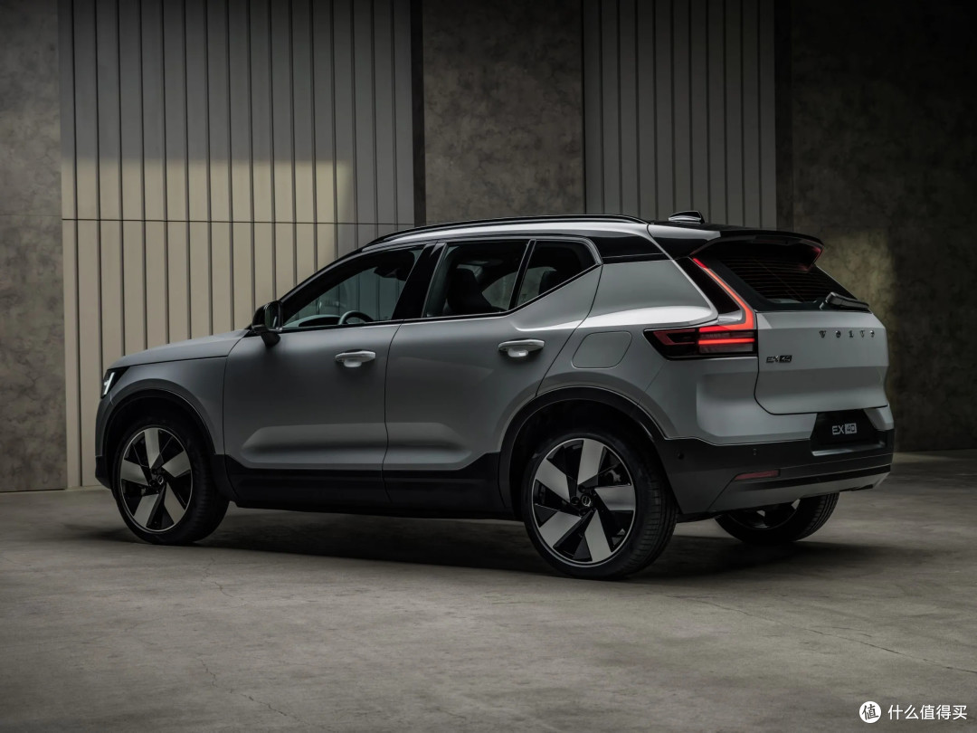 沃尔沃40系列重大升级来了,XC40、EX40、EC40齐焕新